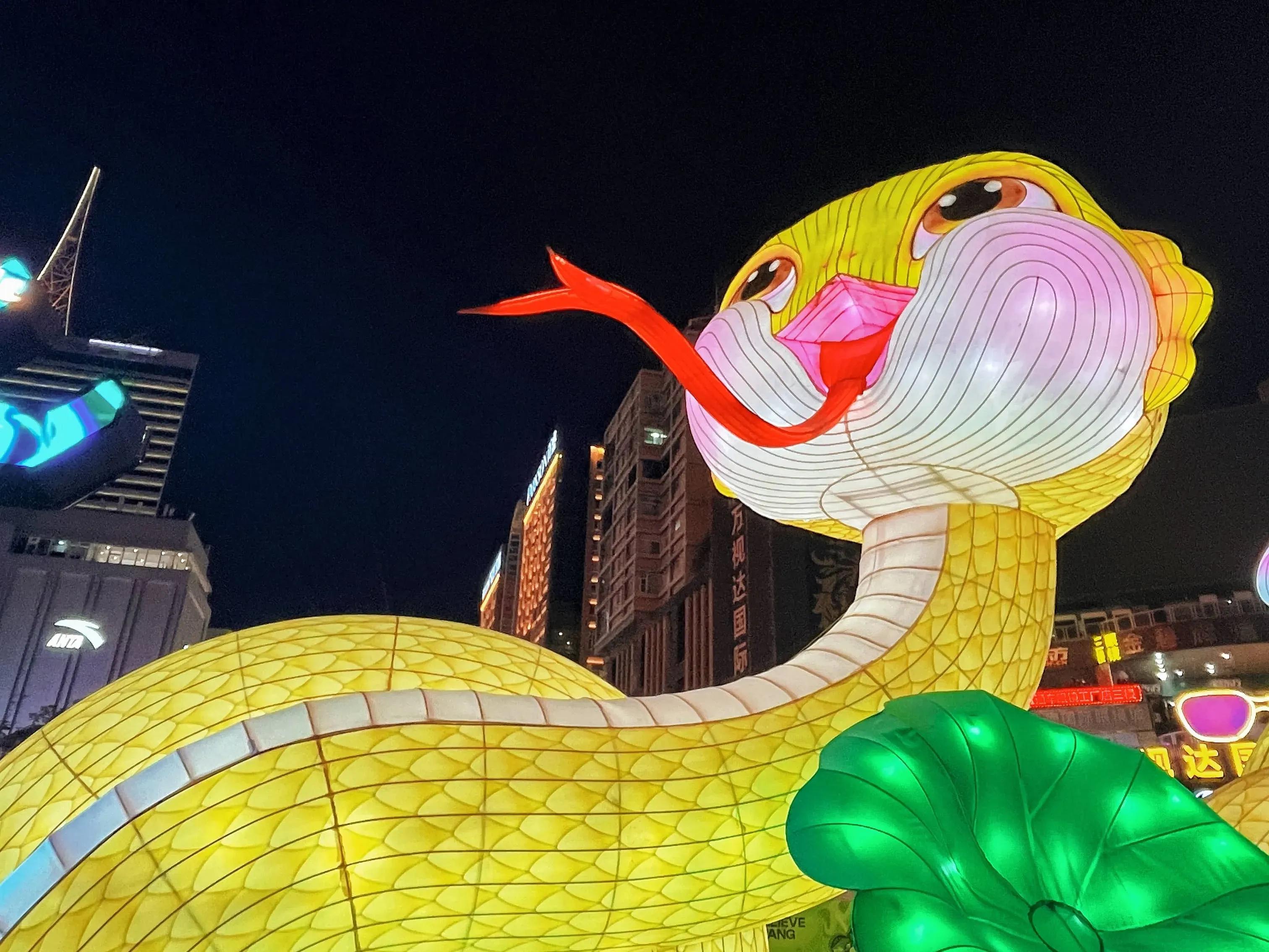昆明蛇年吉祥物